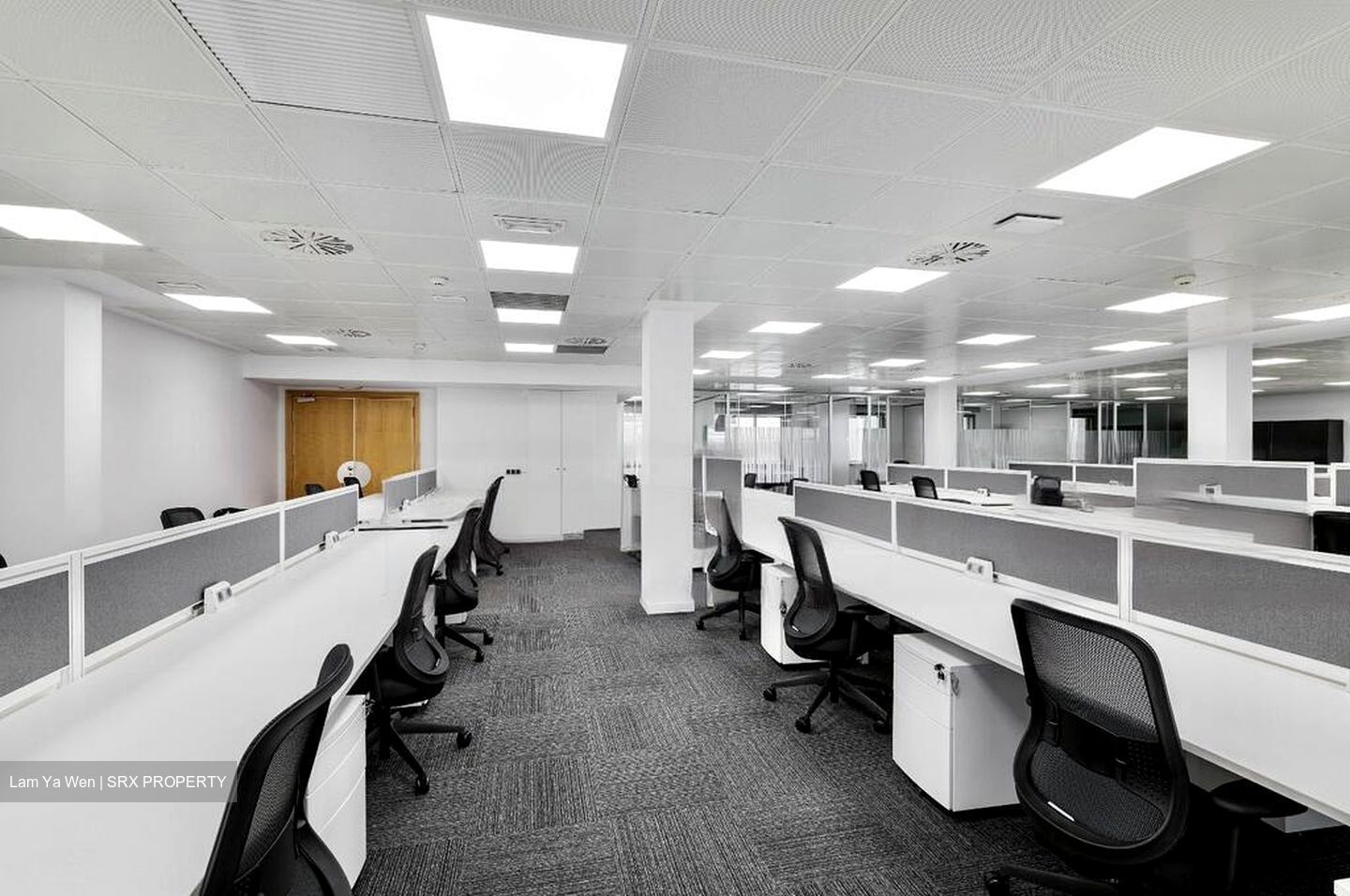 The Plaza (D7), Office #471543671